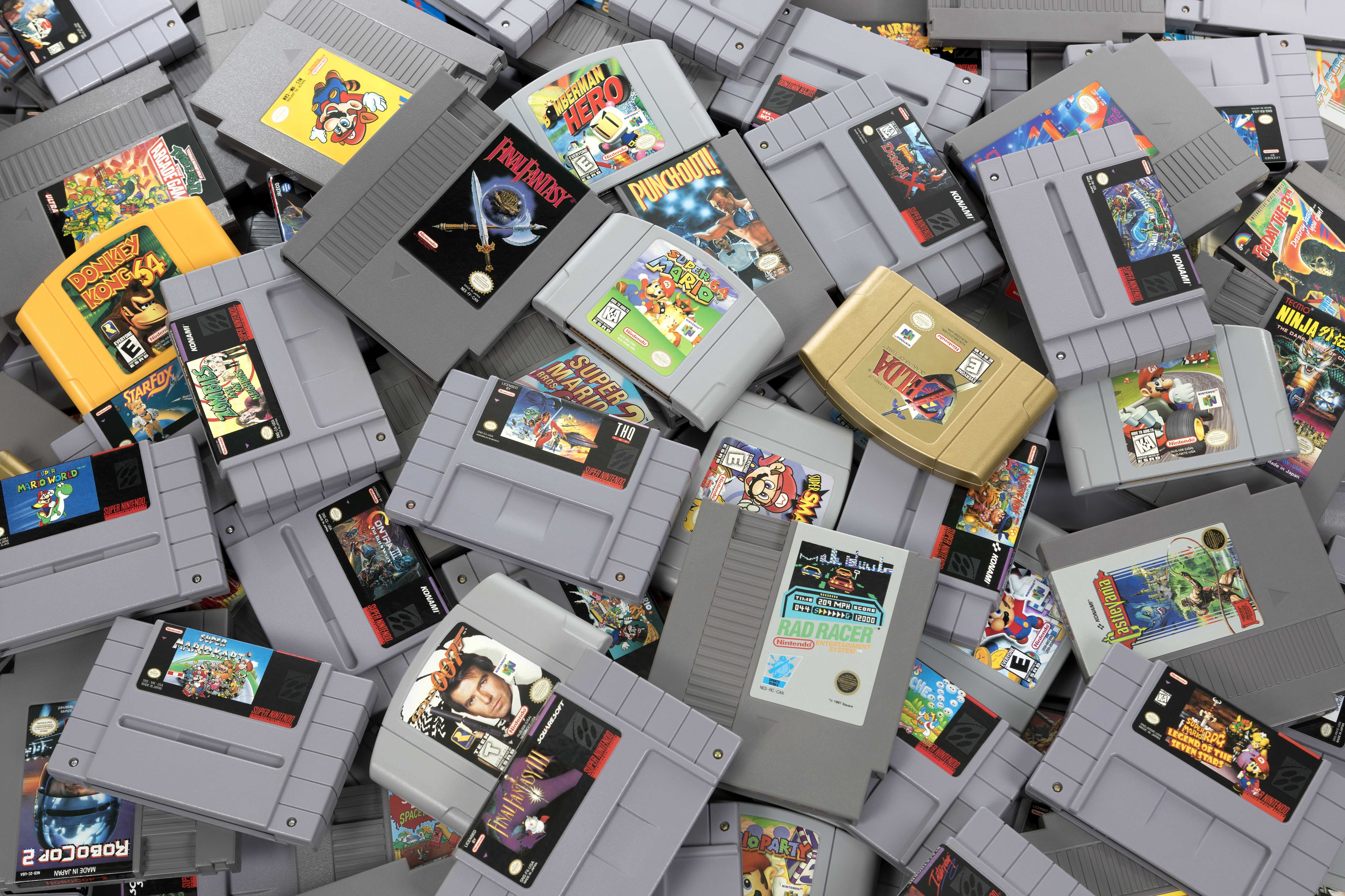 Cartuchos de las consolas clásicas de Nintendo | iStock Cartuchos de las consolas clásicas de Nintendo | iStock