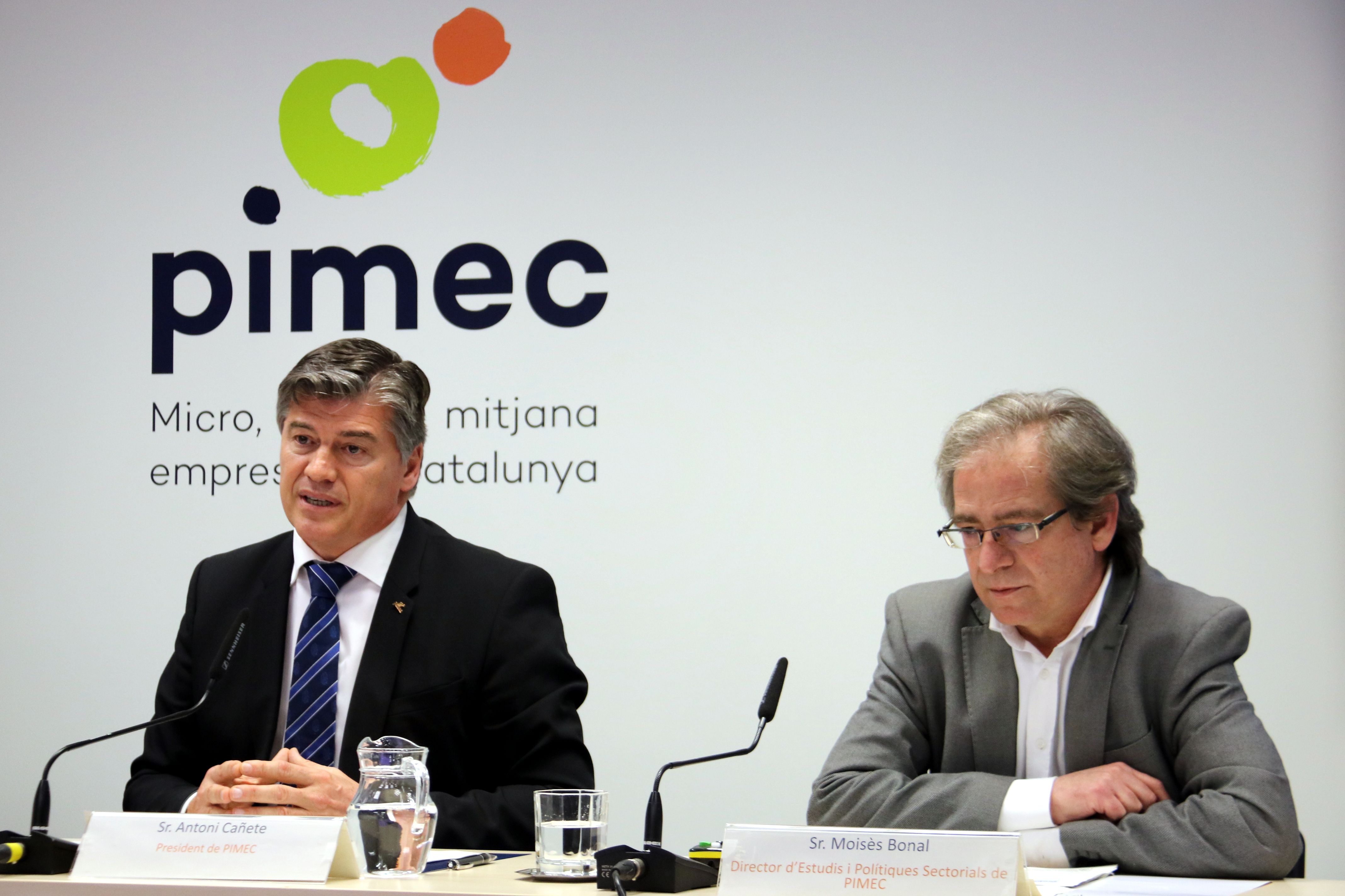 Antoni Cañete, president de Pimec, juntament amb el director d'estudis de l'entitat, Moisès Bonal | ACN Antoni Cañete, president de Pimec, juntament amb el director d'estudis de l'entitat, Moisès Bonal | ACN