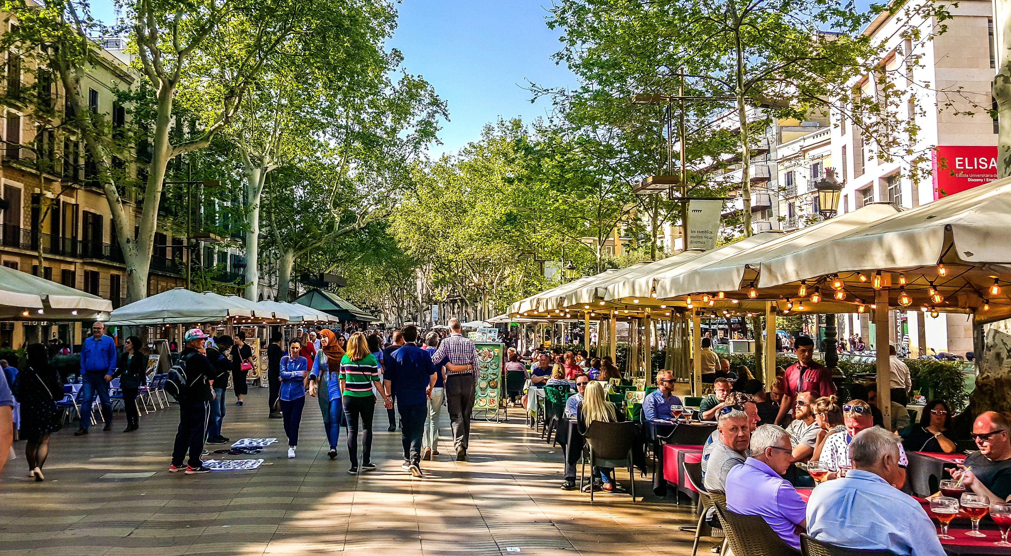 El en Catalunya da trabajo a un 7,8% más personas que en 2021