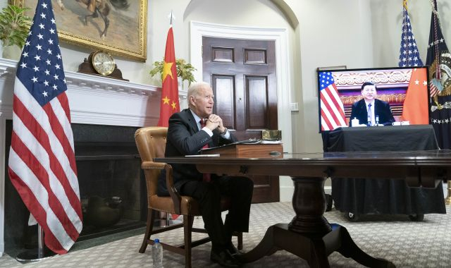 Els presidents Biden i Jinping durant una reunió telemàtica | EP