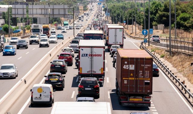Retenciones en la autopista | Europa Press