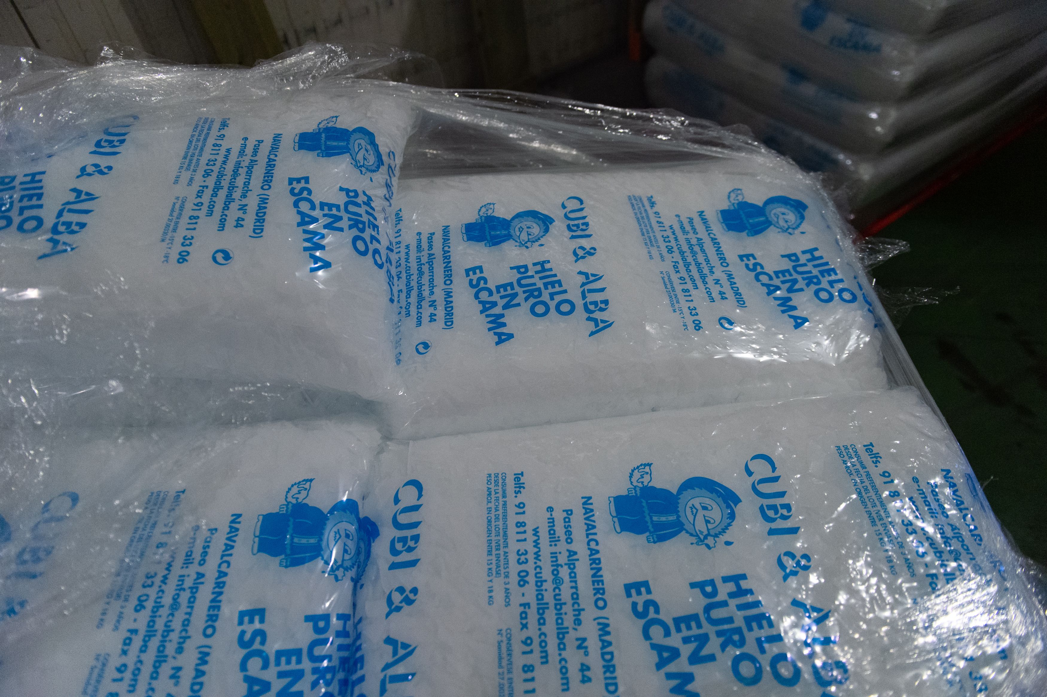 Un palé de hielos en la fábrica de hielo Eurofrío Blasco | EP Un palé de hielos en la fábrica de hielo Eurofrío Blasco | EP