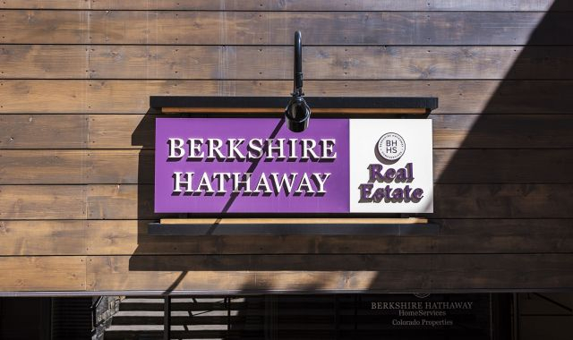  Berkshire Hathaway cuenta con una red de 50.000 profesionales y tiene casi 1.500 oficinas en 12 países | iStock