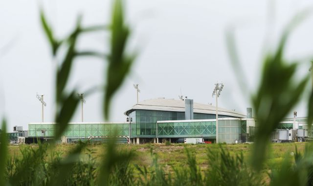 Exterior del aeropuerto del Prat | Aena