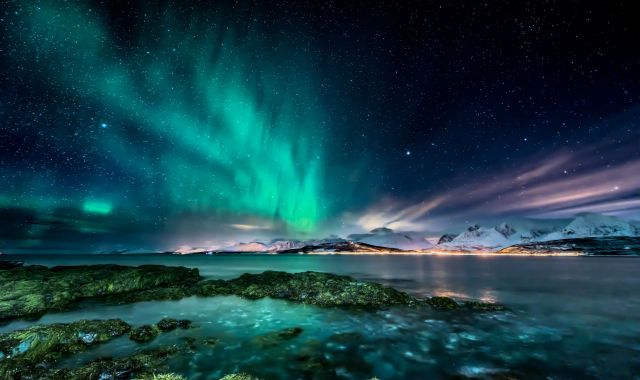 El fenómeno de la aurora boreal en Noruega | iStock