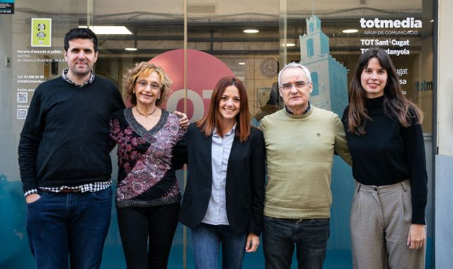 D'esquerra a dreta, Aleix Ramírez, Teresa Montalat, Elena Busquets, Josep Maria Casas i Gemma Fontseca