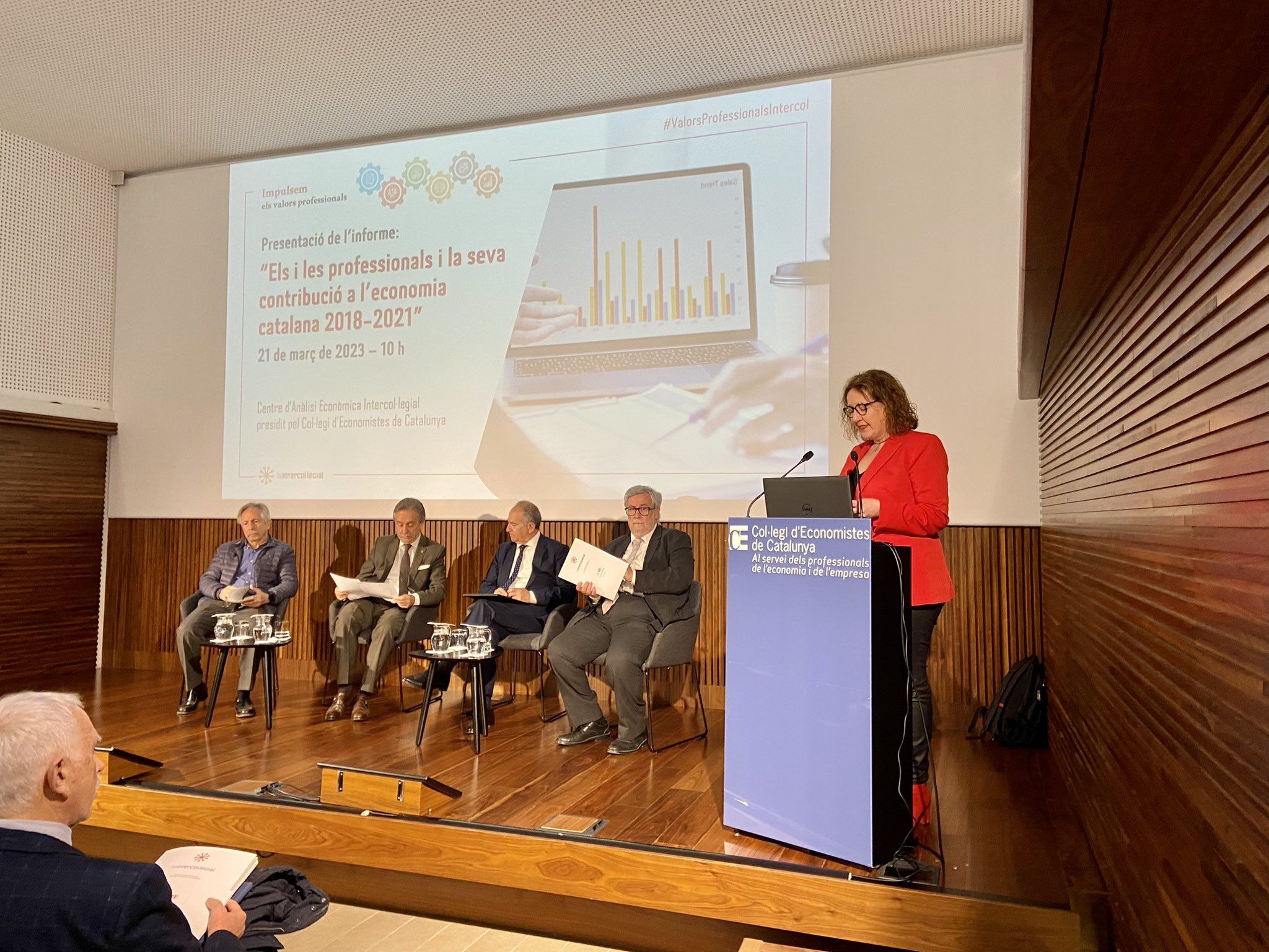 Presentació de l’informe ‘Els i les professionals i la seva contribució a l’economia catalana 2018-2021’ | Cedida Presentació de l’informe ‘Els i les professionals i la seva contribució a l’economia catalana 2018-2021’ | Cedida