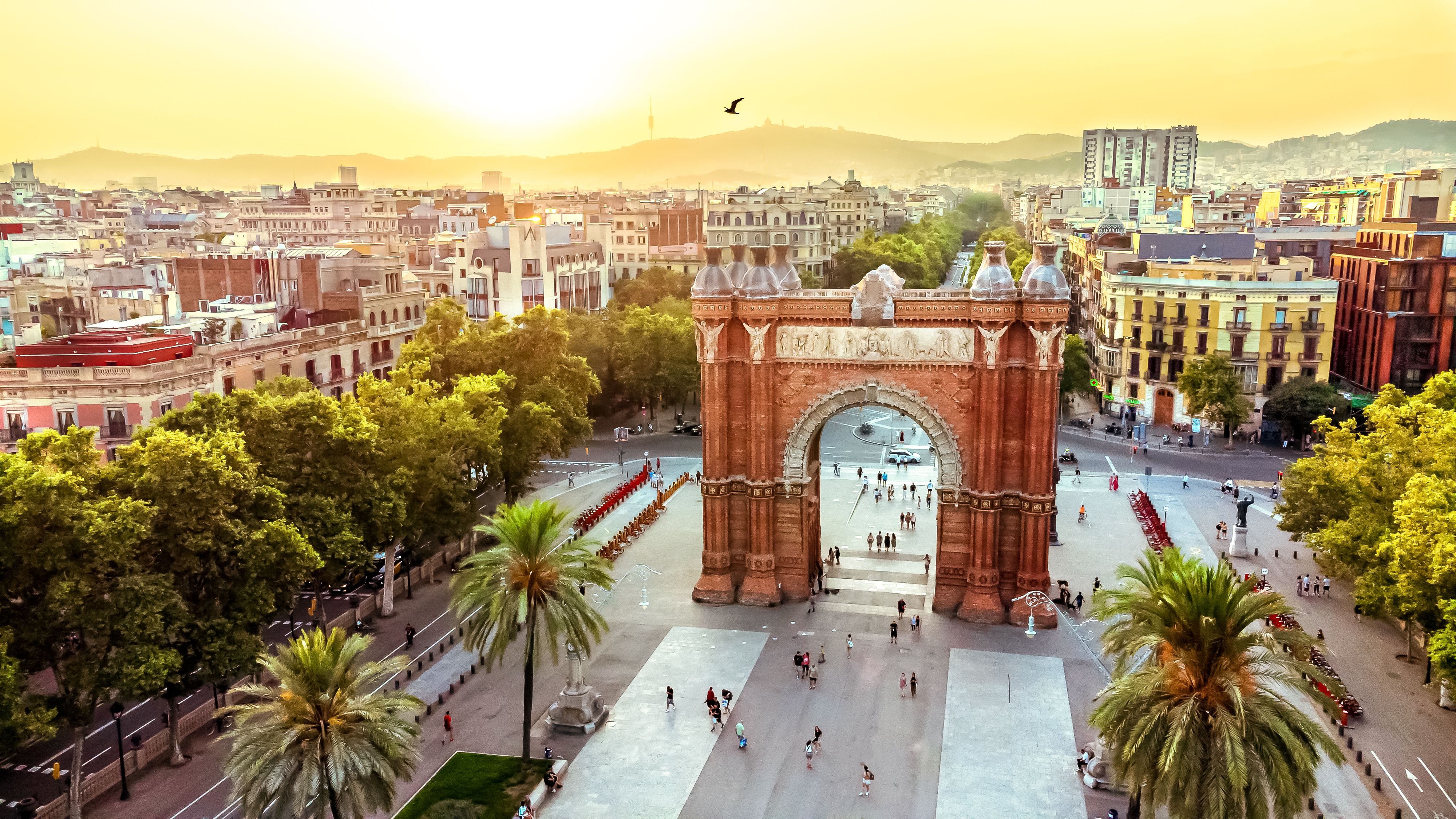 Vista aérea del Arc de Triomf | iStock Vista aérea del Arc de Triomf | iStock