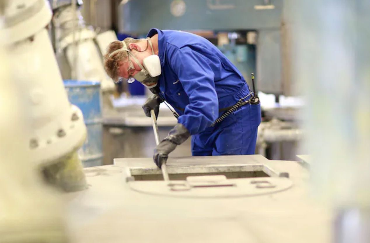 La companyia invertirà 14 milions d’euros per relocalitzar-se a la fàbrica catalana | AkzoNobel La companyia invertirà 14 milions d’euros per relocalitzar-se a la fàbrica catalana | AkzoNobel