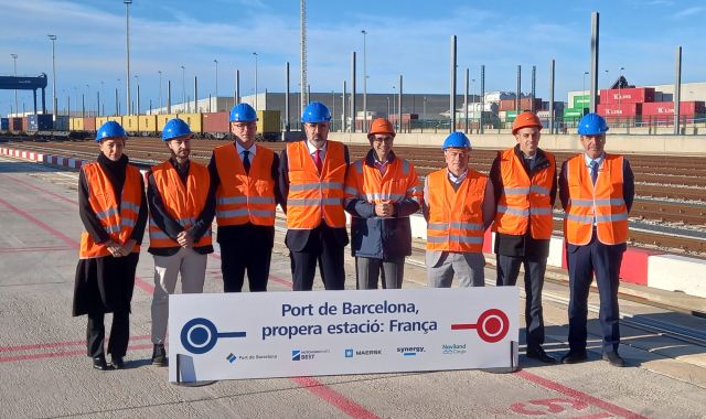 Imagen del acto de inauguración de la ruta ferroviaria entre el <apertium-notrans>Puerto de Barcelona</apertium-notrans> y Francia | Aleix Ramirez