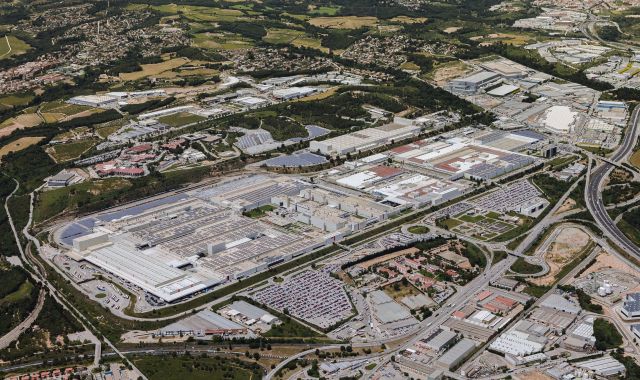 Con 10.934 millones de euros, Seat es la segunda filial a Catalunya que más factura | Seat Amb 10.934 milions d'euros, Seat és la segona filial a <apertium-notrans>Cataluña</apertium-notrans> que más factura | Seat