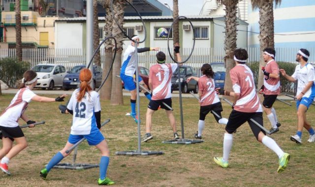 Practicants de quidditch a Barcelona | Cedida