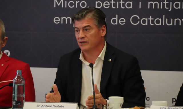 El president de Pimec, Antoni Cañete durant l'esmorzar de Nadal | ACN