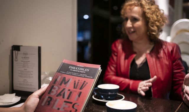 Sara Berbel és una de les impulsores del llibre Imbatibles, la edad de las mujeres (2019) | Mireia Comas