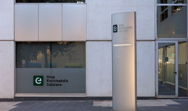 Kit bàsic per entendre el serial sobre el Grup Enciclopèdia