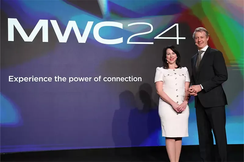 Presentació del MWC24 a càrrec del director general de la GSMA, Mats Granryd, i la directora de màrqueting , Lara Dewar | Cedida
