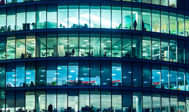 A les consultories es fan moltes hores extres | iStock