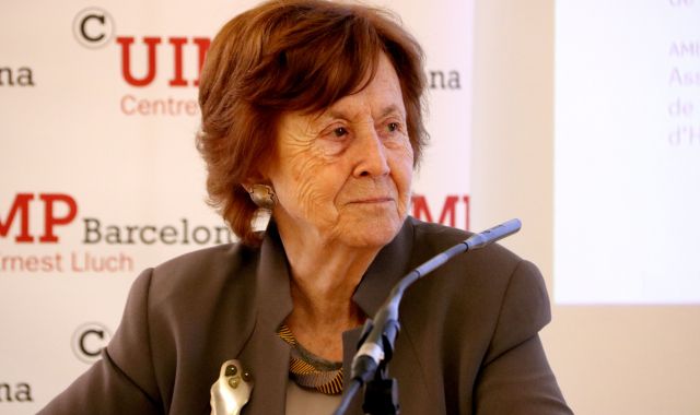 La presidenta del Observatori Metropolità de l'Habitatge, Carme Trilla, durante un momento de las jornadas de vivienda en el CCCB | ACN