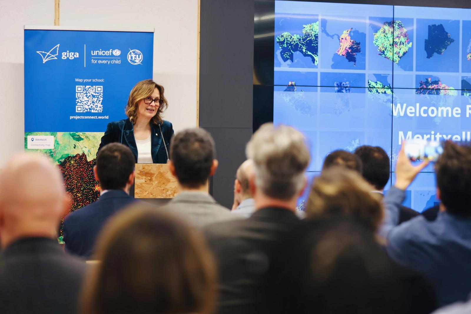 La consellera de Acción Exterior, Meritxell Serret, en la inauguración del proyecto Giga | ACN La consellera de Acción Exterior, Meritxell Serret, en la inauguración del proyecto Giga | ACN