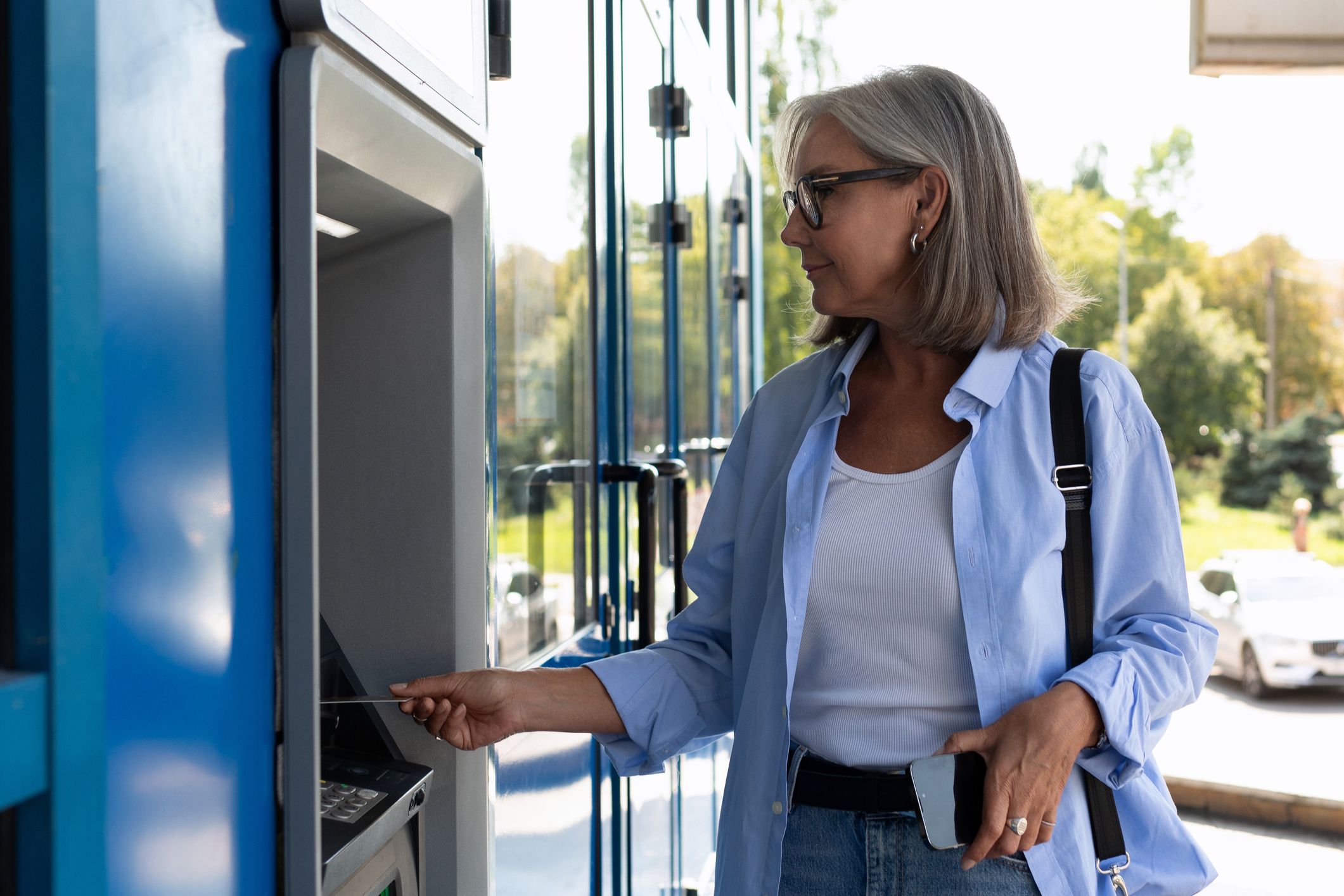 El 20,4% declara que seguramente se abra una cuenta en otra entidad | iStock El 20,4% declara que seguramente se abra una cuenta en otra entidad | iStock