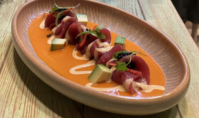 Tiradito de atún, uno de los platos clásicos del restaurante Yakumanka | Cedida