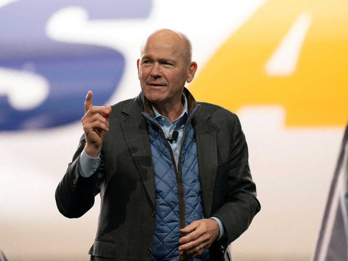 El CEO de Boeing, Dave Calhoun, ha dimitit durant Semana Santa | EP