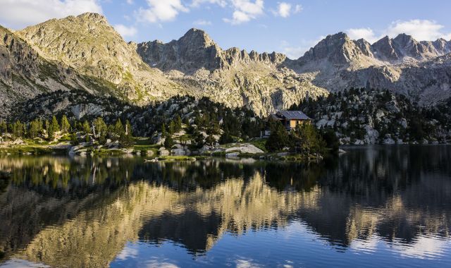 Refugio Josep Maria Blanco del Parque Nacional de Aigüestortes y Santo Mauricio | iStock