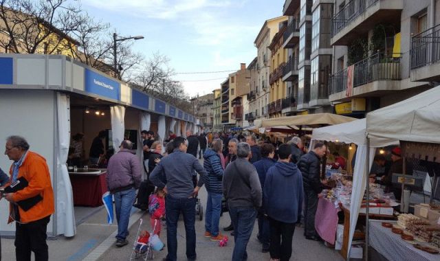 Els petits comerços i les fires són habituals al Ripollès | Cedida