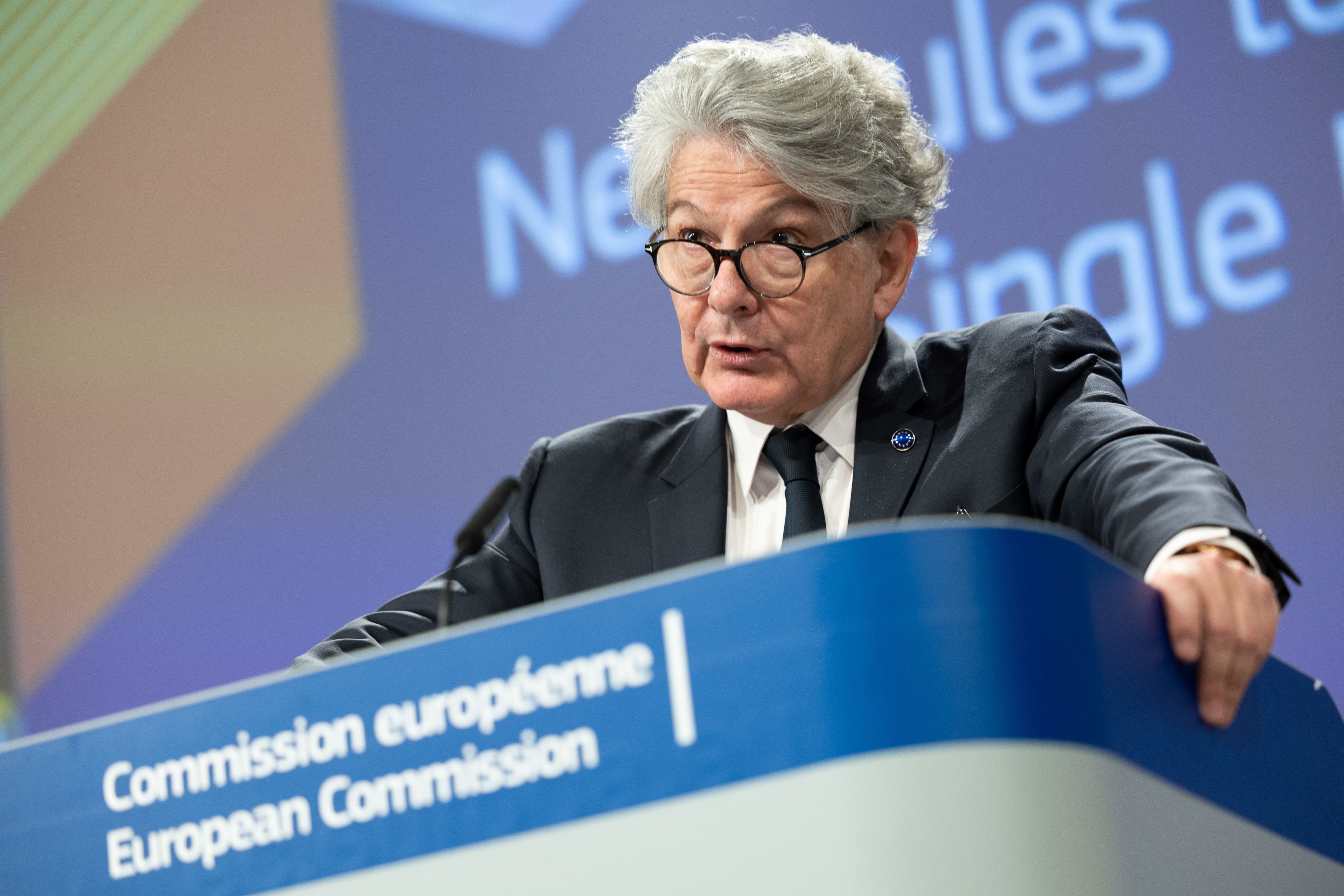 El comisario para el Mercado Interior, Thierry Breton, durante la rueda de prensa celebrada en Bruselas | ACN El comisario para el Mercado Interior, Thierry Breton, durante la rueda de prensa celebrada en Bruselas | ACN