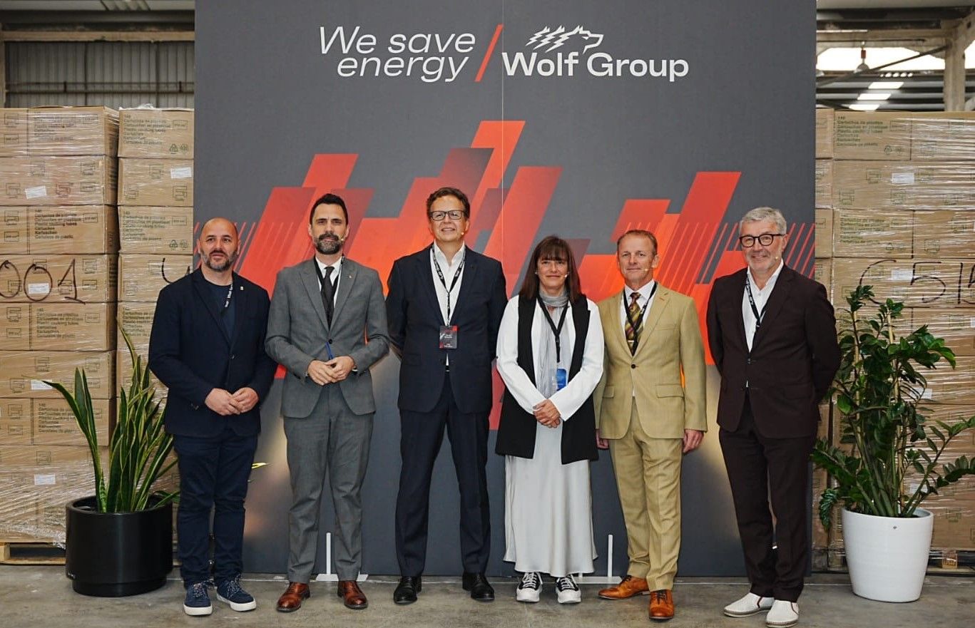 Inauguración de la nueva fábrica de Wolf Group con responsables de la Generalitat i de la empresa | Cedida Inauguración de la nueva fábrica de Wolf Group con responsables de la Generalitat i de la empresa | Cedida