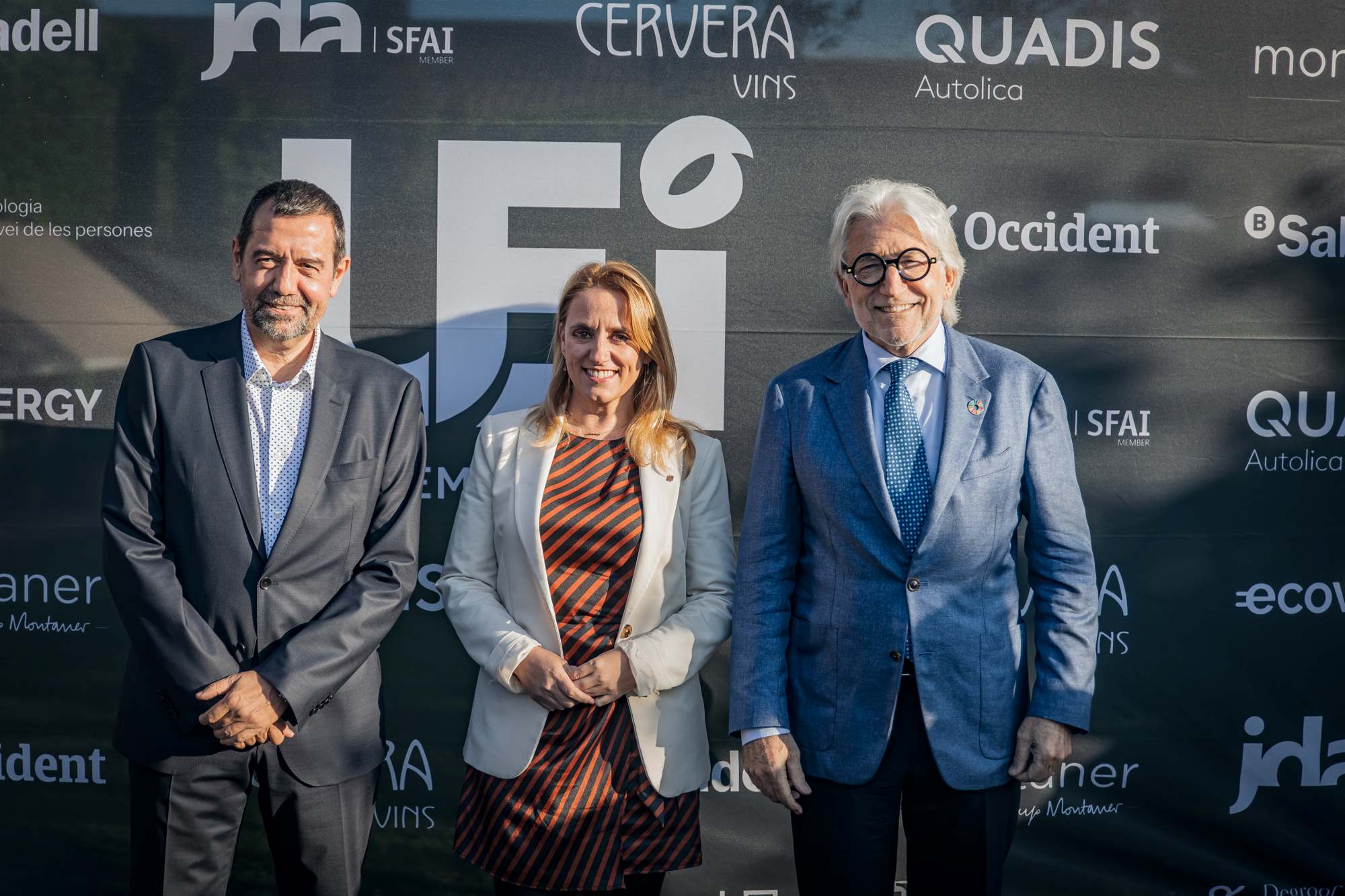 Pep Garcia (UEI), Natàlia Mas (consellera Economia GENCAT) y Josep Sánchez Llibre (Foment del Treball) | Cedida