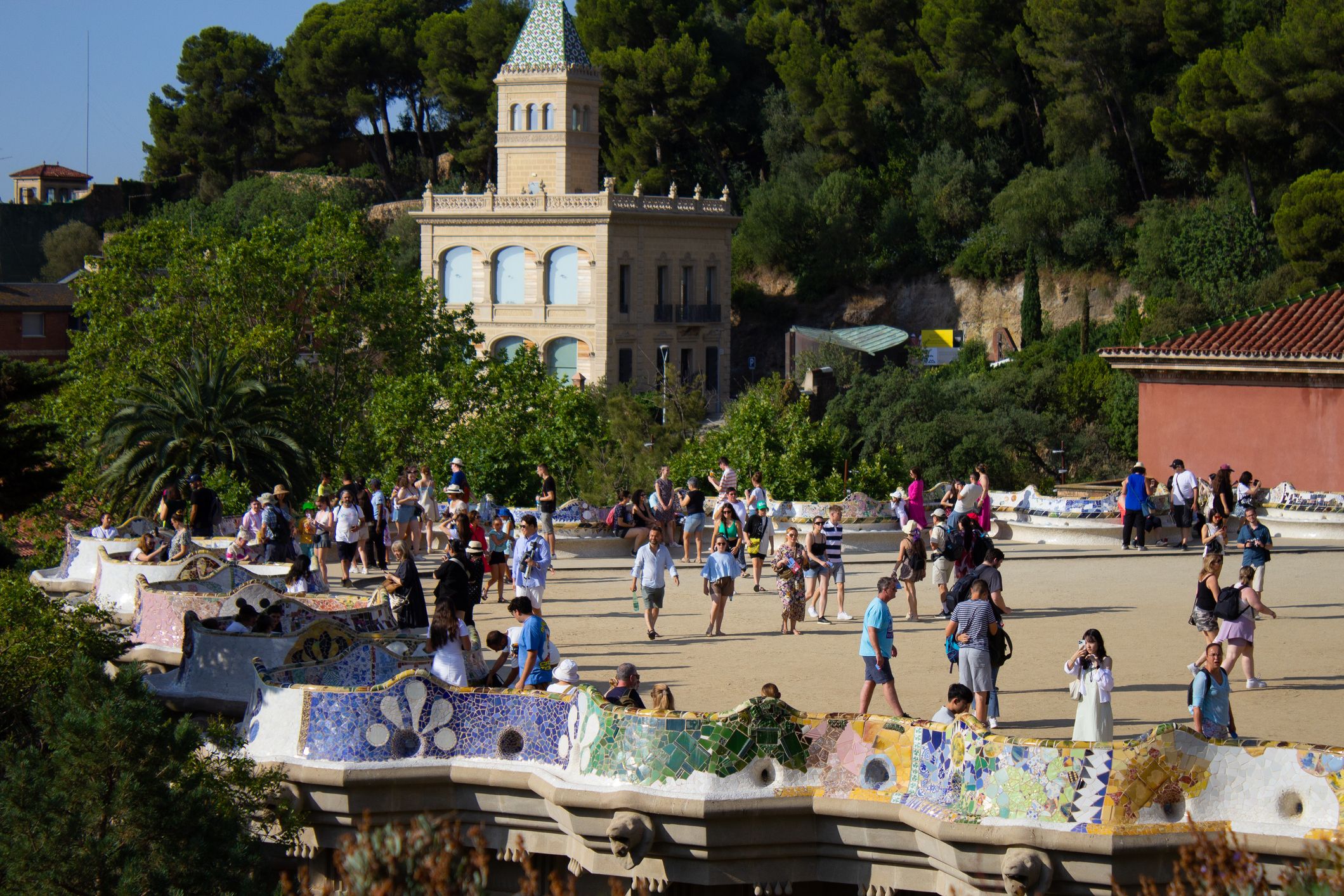 L'any passat van visitar el Parc Güell 4,4 milions de visitants | iStock L'any passat van visitar el Parc Güell 4,4 milions de visitants | iStock