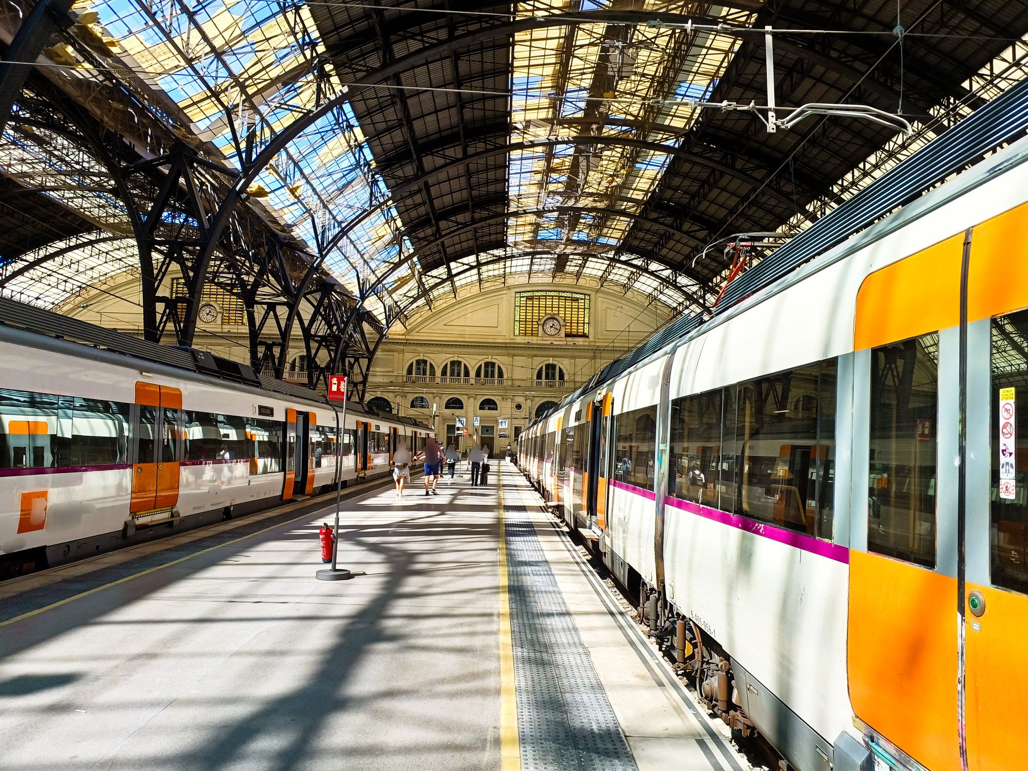 El futur de les infraestructures a Catalunya ha de passar per integrar la descentralització, intermodalitat, digitalització i sostenibilitat | iStock El futur de les infraestructures a Catalunya ha de passar per integrar la descentralització, intermodalitat, digitalització i sostenibilitat | iStock