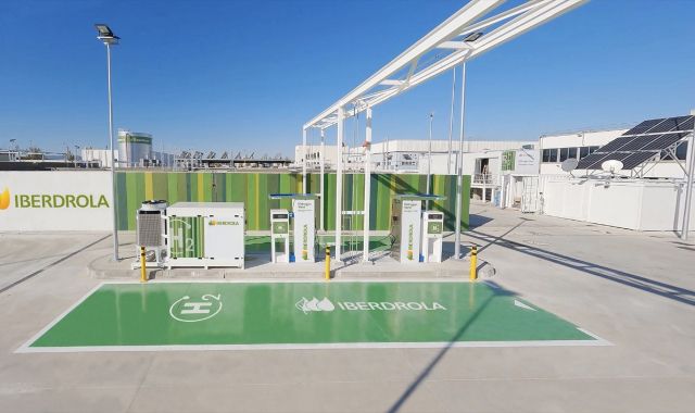 La planta d'hidrogen verd d'Iberdrola a la Zona Franca | EP La planta d'hidrogen verd d'Iberdrola a la Zona Franca | EP