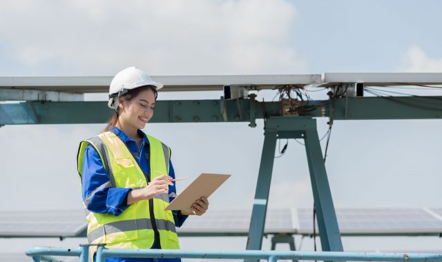 El SOC posa en marxa ajudes per a la formació en l'àmbit digital, de l'economia verda i productiva | Adobe Stock El SOC posa en marxa ajudes per a la formació en l'àmbit digital, de l'economia verda i productiva | Adobe Stock