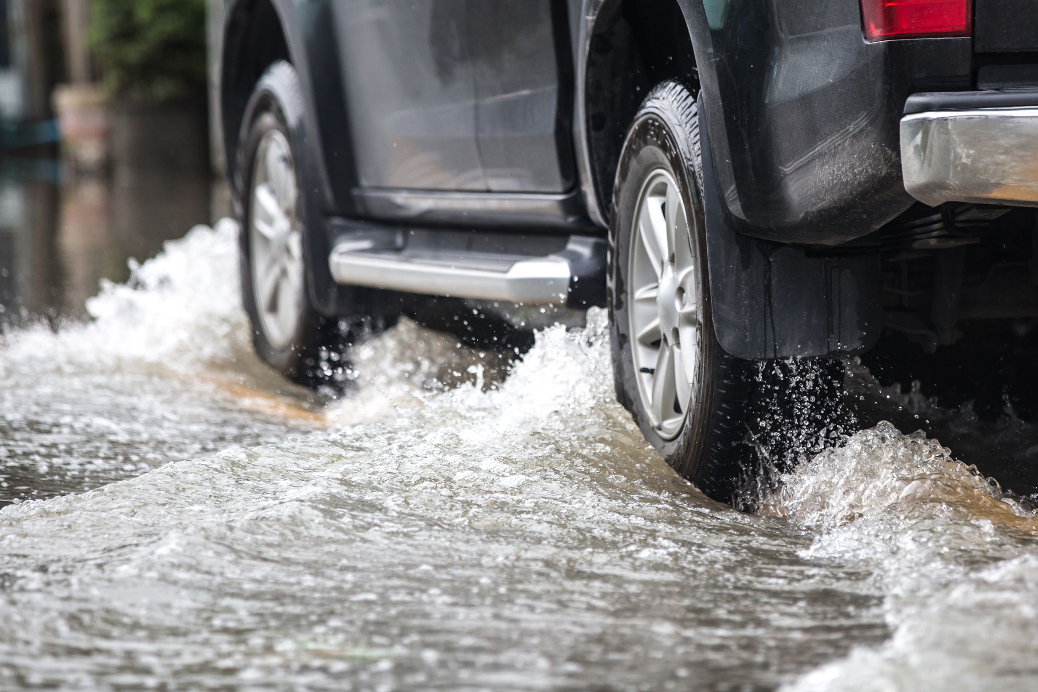 A pesar de todas las precauciones, el Racc recomienda parar el vehículo en un lugar seguro | iStock A pesar de todas las precauciones, el Racc recomienda parar el vehículo en un lugar seguro | iStock