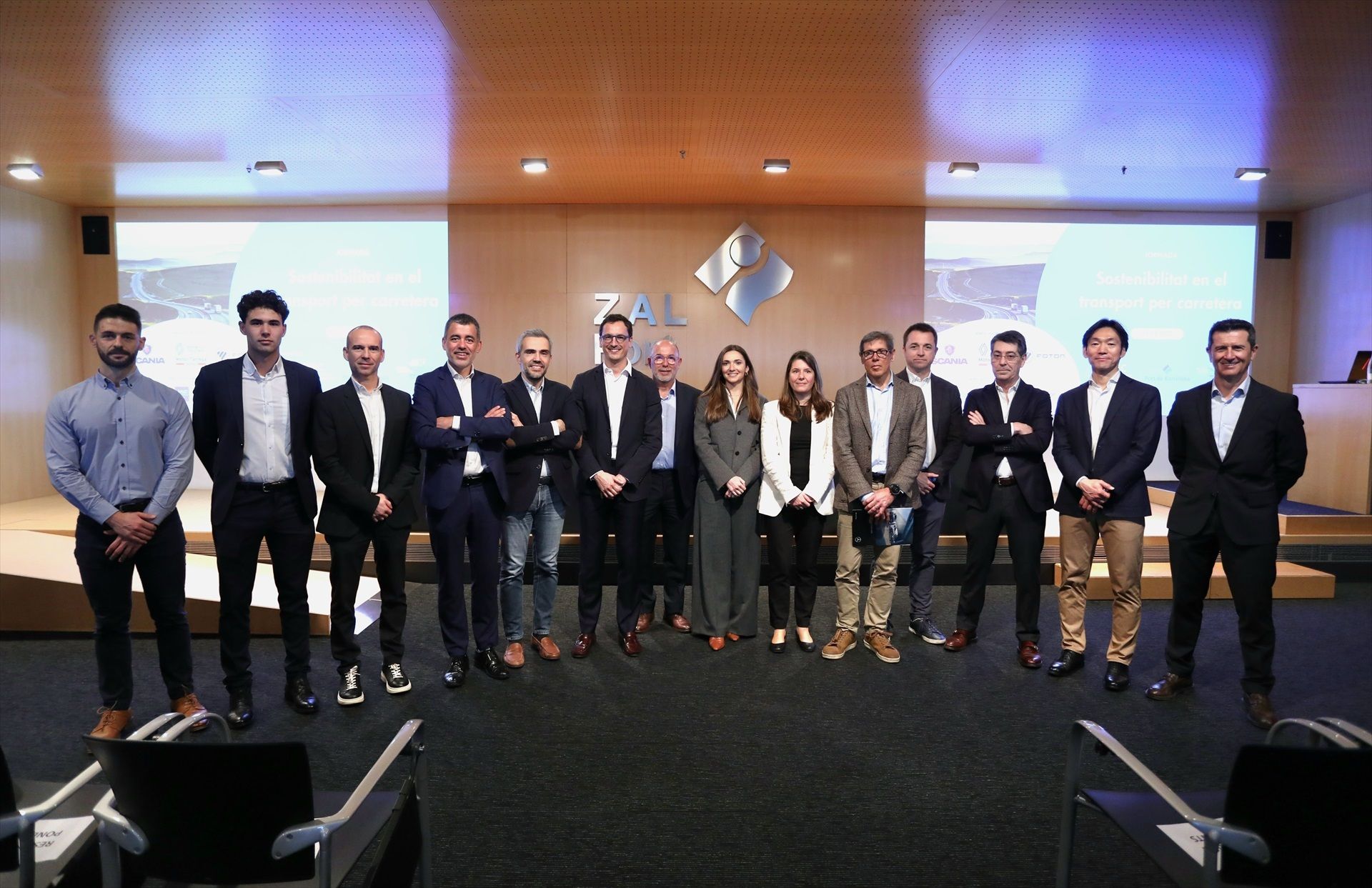 Els participants de la jornada 'Sostenibilitat en el transport per carretera' | Cedida Els participants de la jornada 'Sostenibilitat en el transport per carretera' | Cedida