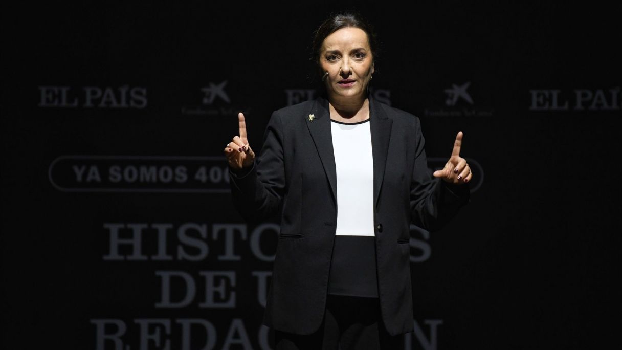 La directora del diari 'El País', Pepa Bueno, durant l'esdeveniment de celebració del diari 'El País', en celebració dels seus 400.000 subscriptors, al CaixaForum | EP La directora del diari 'El País', Pepa Bueno, durant l'esdeveniment de celebració del diari 'El País', en celebració dels seus 400.000 subscriptors, al CaixaForum | EP