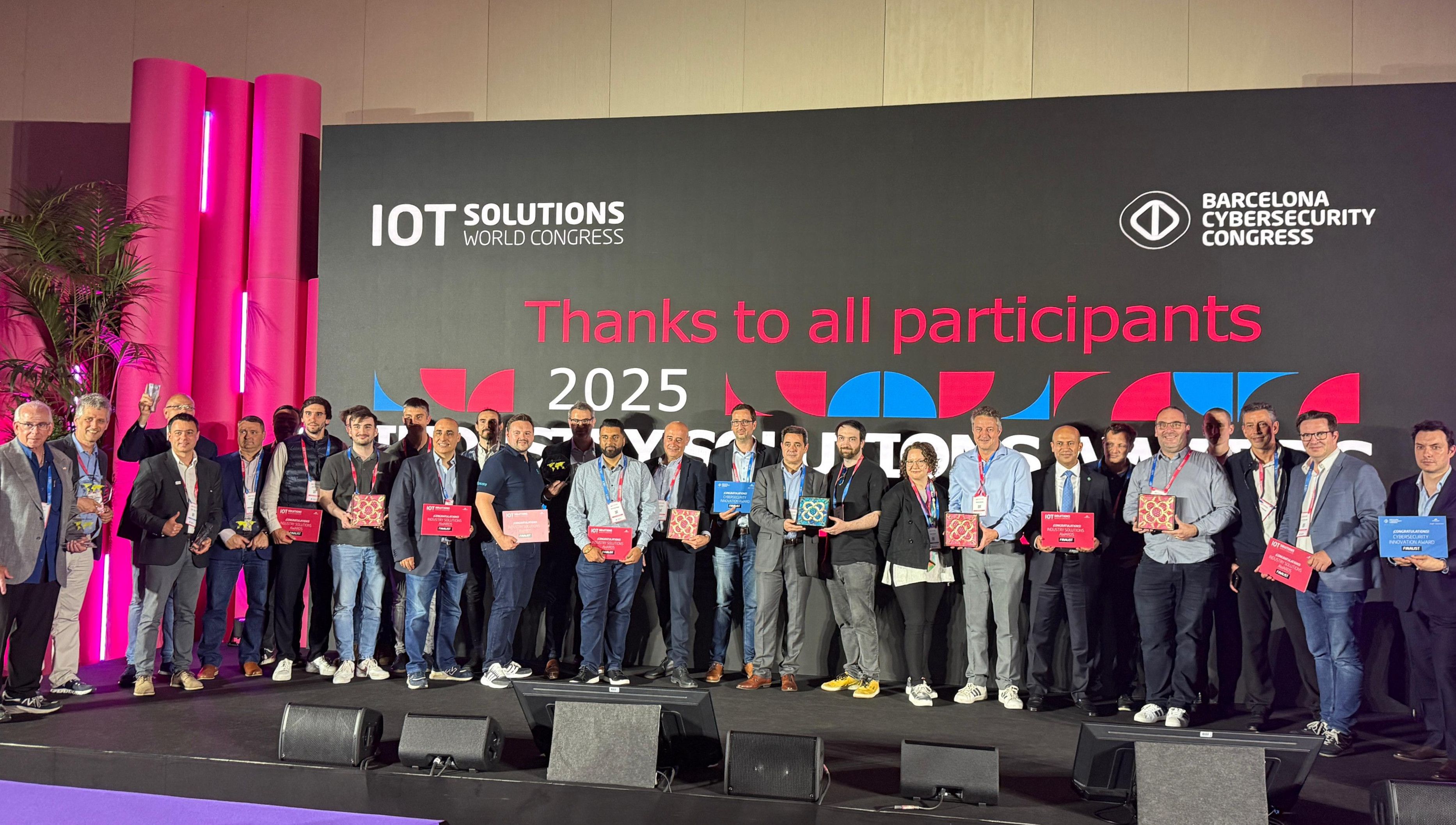 Fotografia dels guanyadors dels Industry Solutions Awards 2025 | @IOTSWC (X) Fotografia dels guanyadors dels Industry Solutions Awards 2025 | @IOTSWC (X)