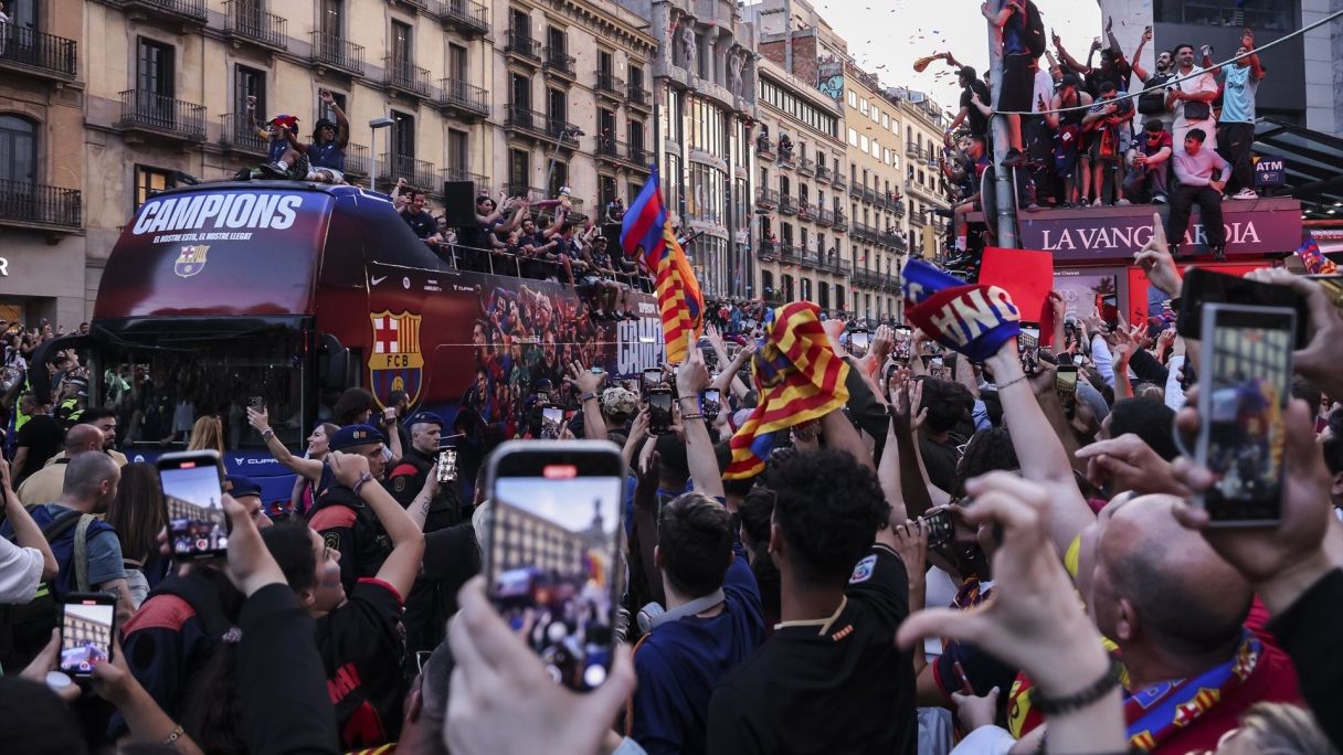 La rua del Barça pels carrers de Barcelona | EP La rua del Barça pels carrers de Barcelona | EP
