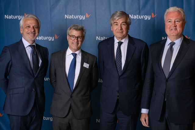 L'equip directiu de Naturgy present a la inauguración | Cedida L'equip directiu de Naturgy present a la inauguración | Cedida
