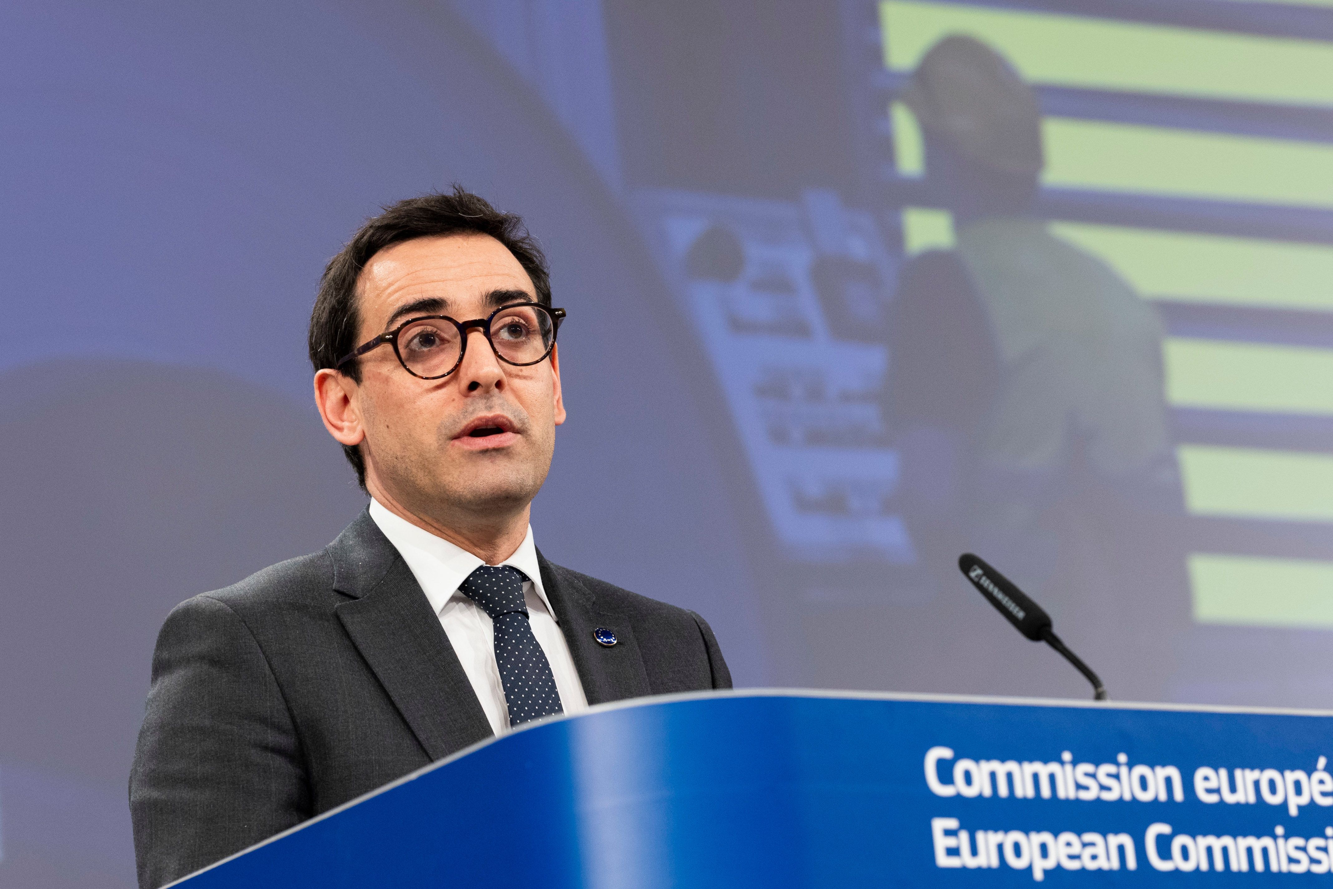 El vicepresident executiu de la Comissió Europea, Stéphane Séjourné, durant la presentació del Pla d'Acció sobre la indústria de l'acer i el metall | ACN El vicepresident executiu de la Comissió Europea, Stéphane Séjourné, durant la presentació del Pla d'Acció sobre la indústria de l'acer i el metall | ACN