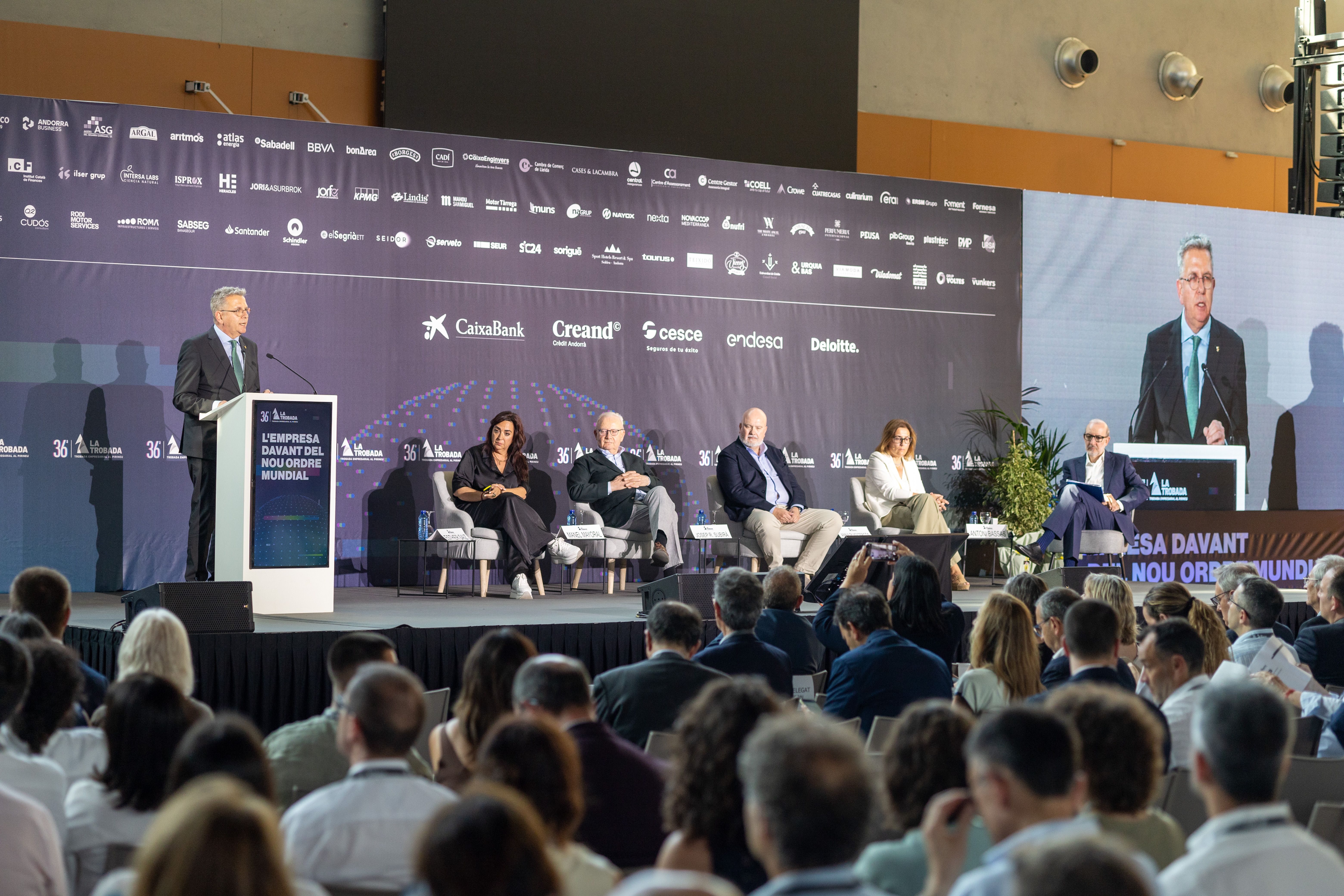 Taula d’experiències empresarials lleidatanes, celebrada en el marc de la Trobada Empresarial al Pirineu