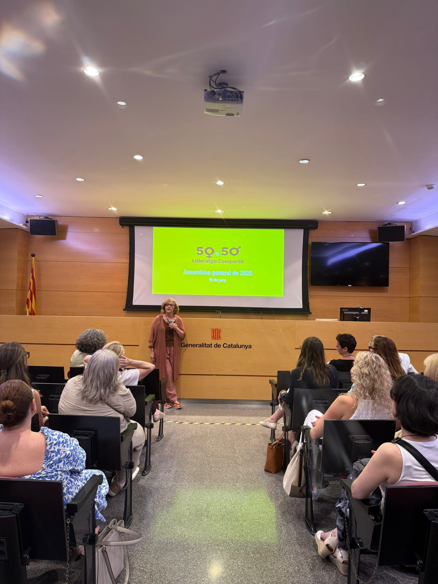 Asamblea Anual de socias de la asociación 50a50 | Cedida Asamblea Anual de socias de la asociación 50a50 | Cedida