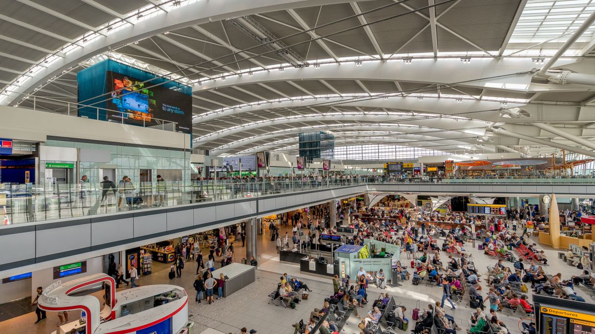 Aeropuerto de Heathrow de Londres | GordonBellPhotography / iStock Aeropuerto de Heathrow de Londres | GordonBellPhotography / iStock