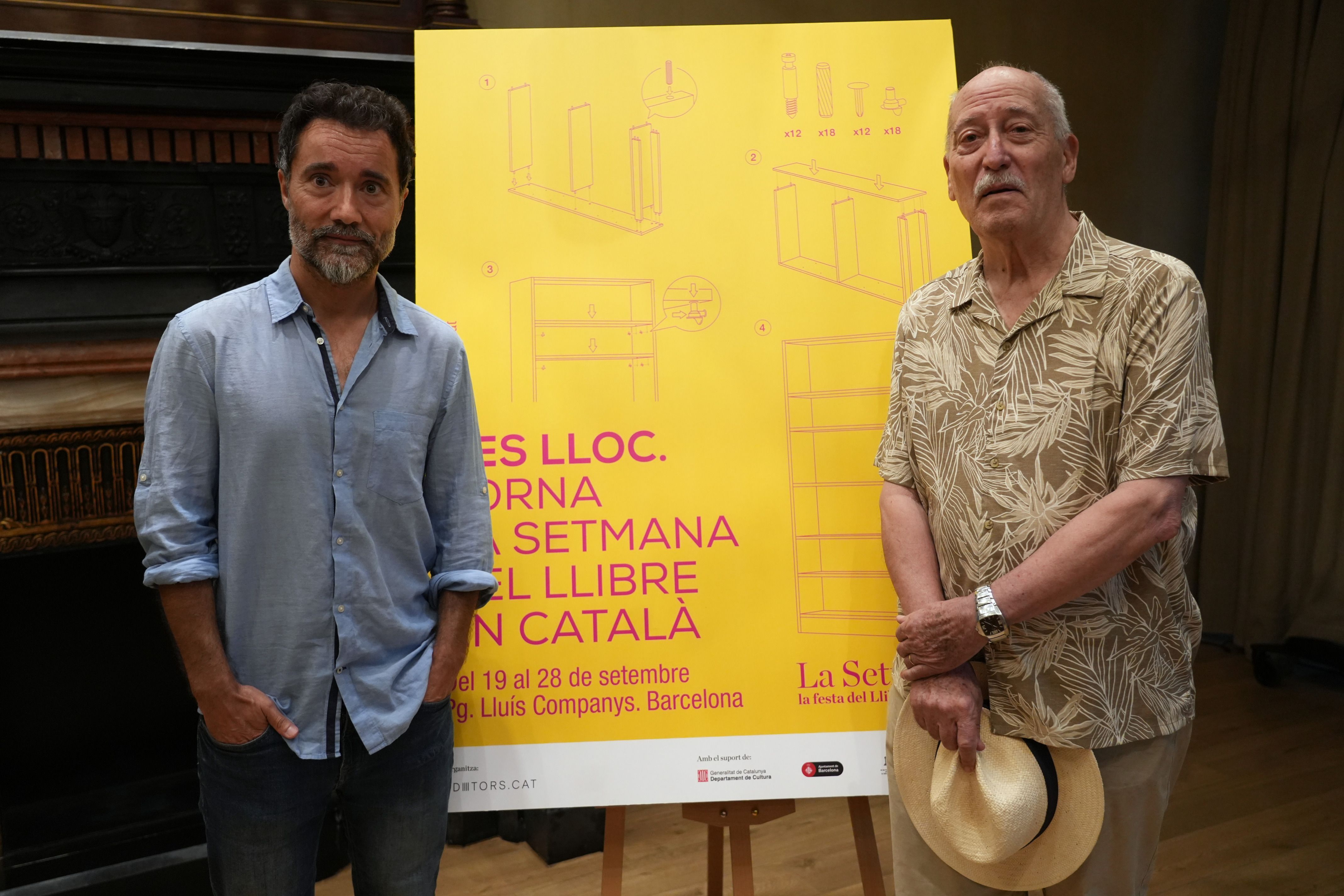 L’escriptor Andreu Martín (29è Premi Trajectòria) i el periodista David Guzman (5è Premi de Difusió) | Guillem Roset / ACN L’escriptor Andreu Martín (29è Premi Trajectòria) i el periodista David Guzman (5è Premi de Difusió) | Guillem Roset / ACN