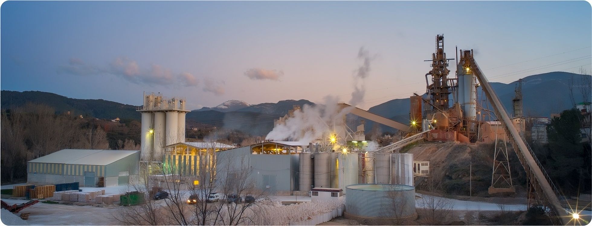 Cales de Llierca s'especialitza en la fabricació de de calç i de carbonat de calci precipitat | Cales de Llierca