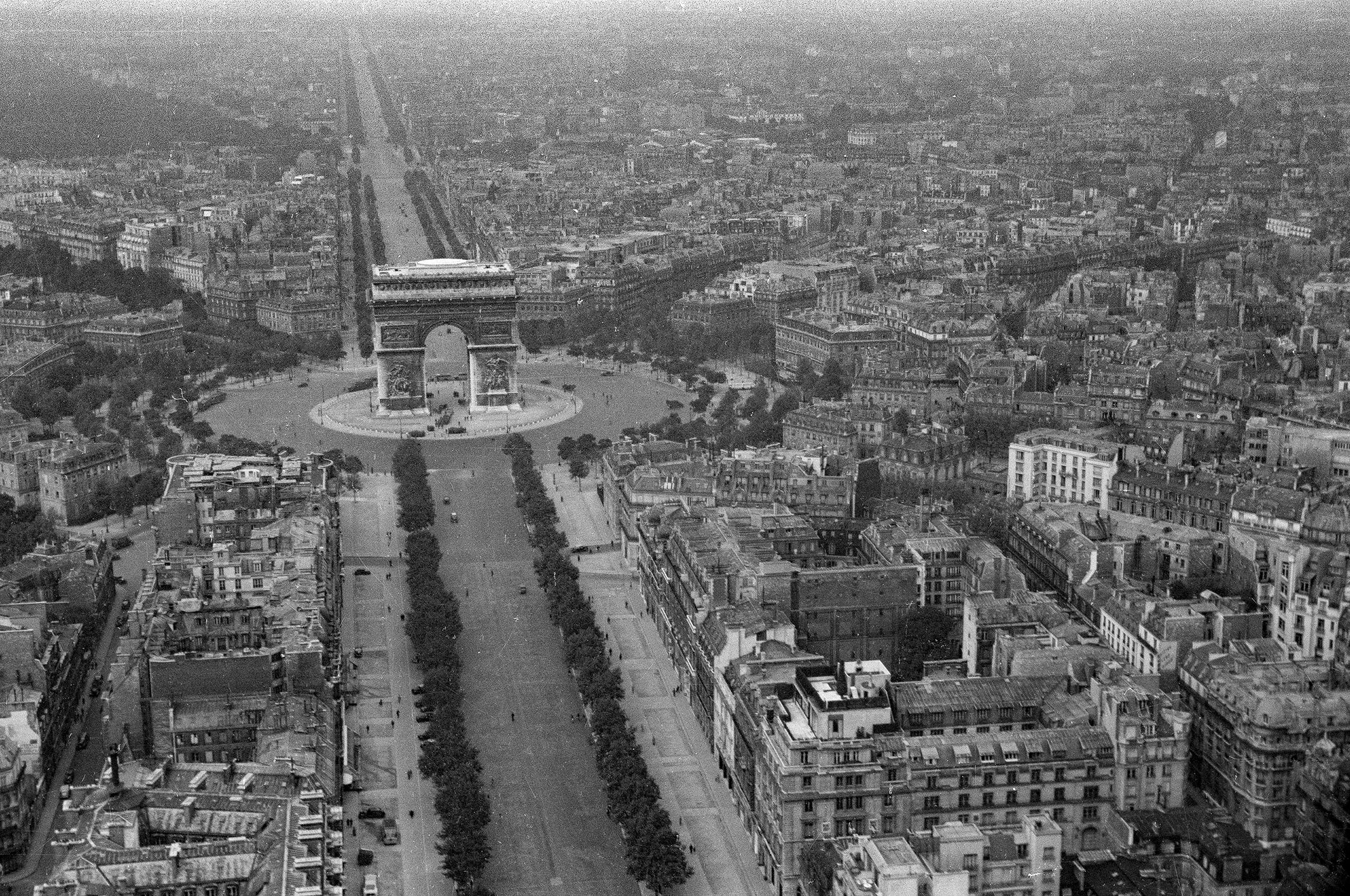 Vista aèria de París durant la Segona Guerra Mundial | iStock Vista aèria de París durant la Segona Guerra Mundial | iStock