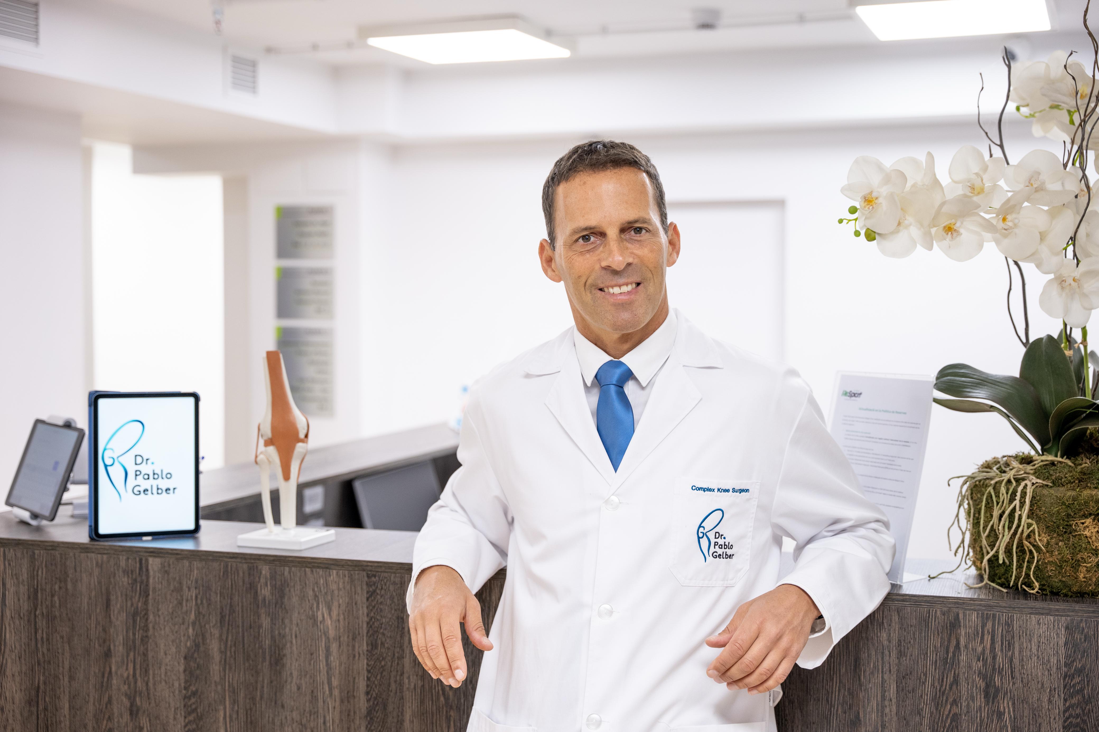 El doctor Pablo Gelber és considerat un dels millor traumatòlegs de genoll al món i formador de cirurgians | Cedida