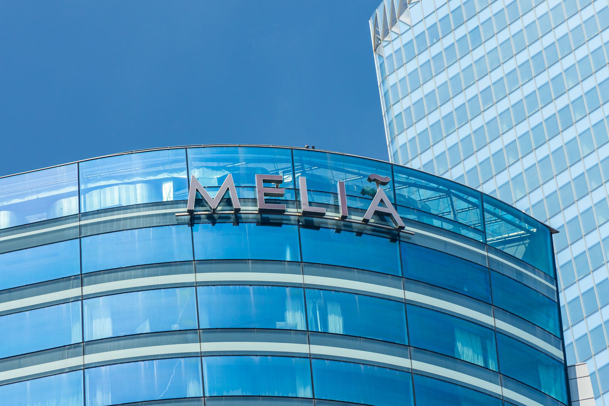 Hotel Meliá al barri de La Defense a París, França | iStock